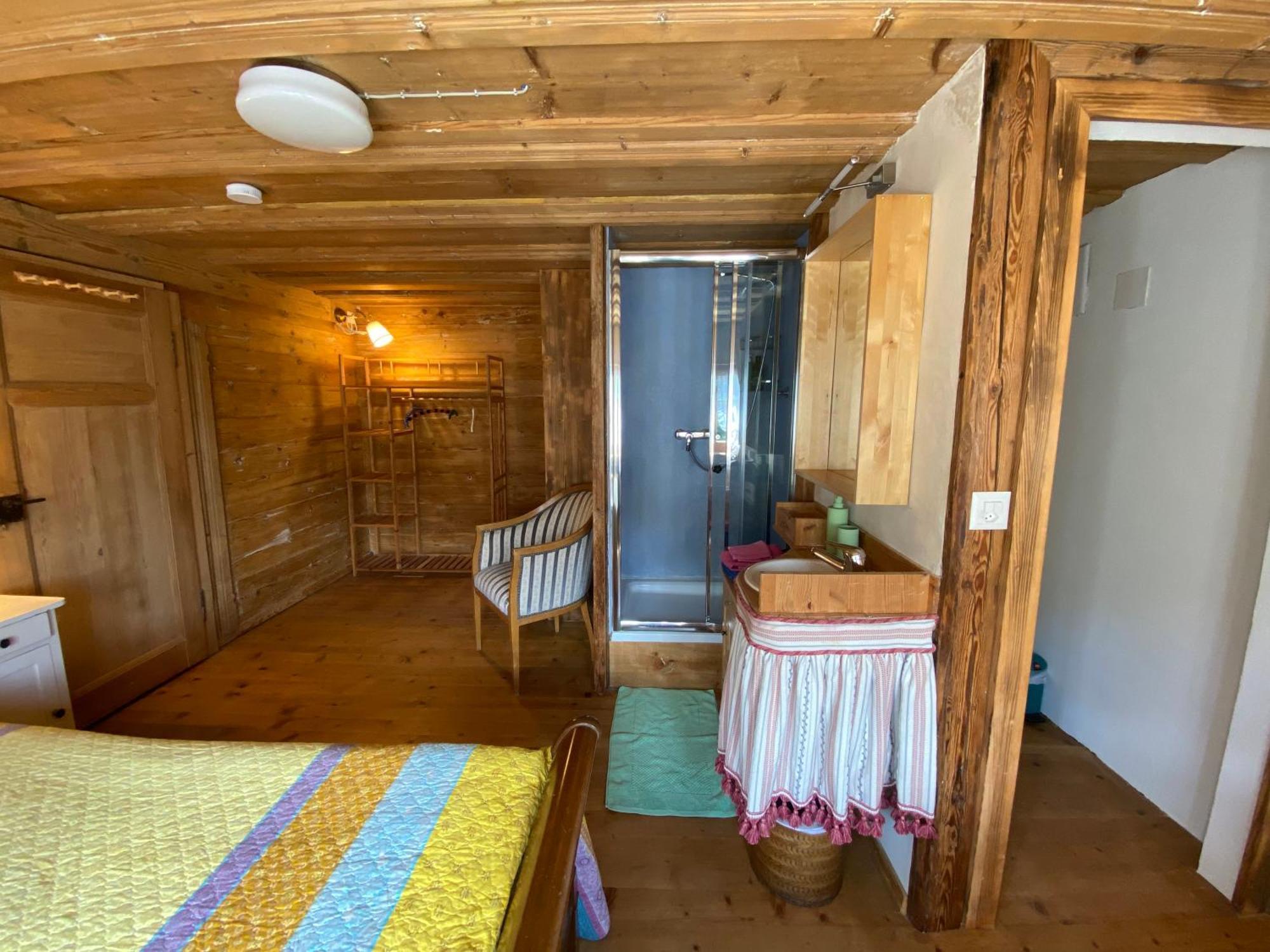 Casa Vegana Bed and Breakfast Trun Exteriör bild
