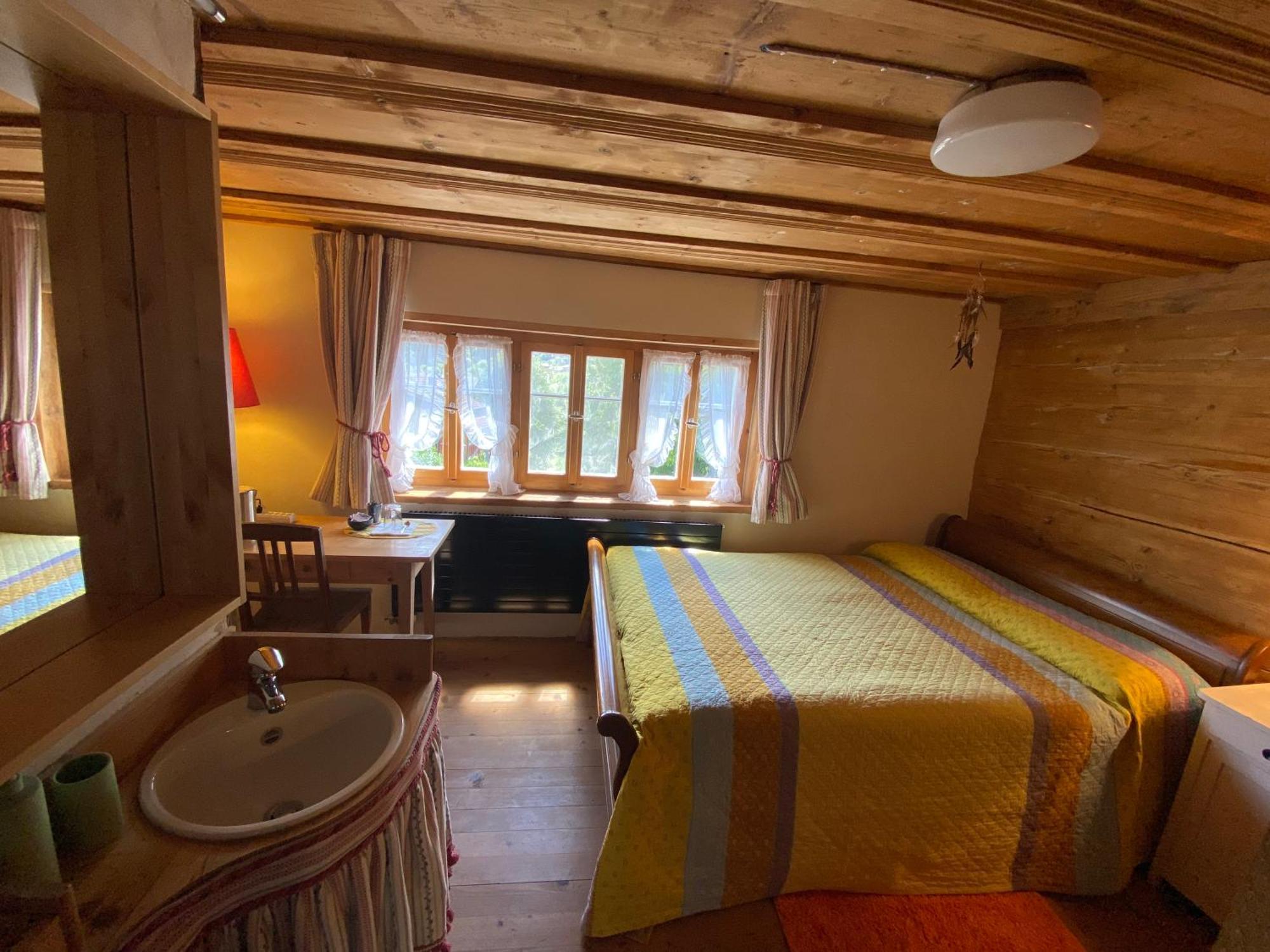 Casa Vegana Bed and Breakfast Trun Exteriör bild