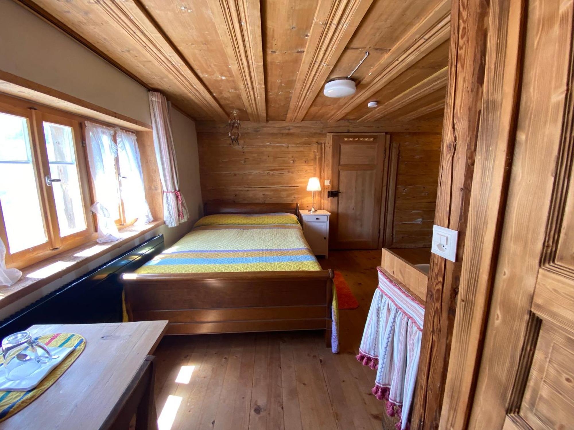 Casa Vegana Bed and Breakfast Trun Exteriör bild
